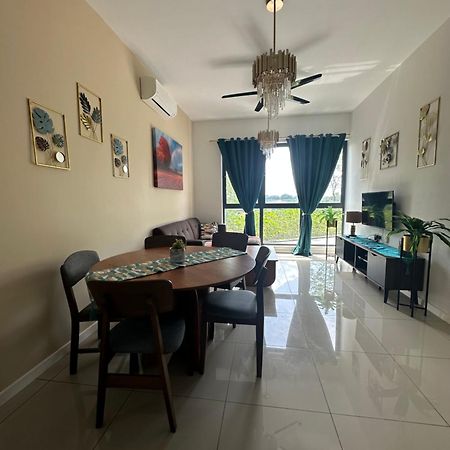 The Clio 2 Residences, Beside Conezion, Beside Ioi City Mall, Opposite Serdang Hospital, Beside Uniteen And Upm, Putrajaya Eksteriør bilde
